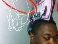 Verrückte Basketball Frisur