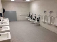 Toilettenreihe