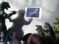 Godzilla Schule