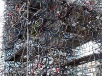Riesen Fahrradabstellplatz