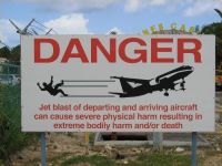 Vorsicht Flugzeug