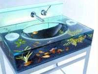 Aquarium als Waschbecken