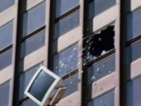 Monitor aus dem Fenster
