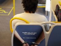 Warnung in einem Bus