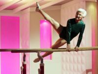 Sportliche Greisin