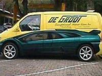 Zwei Autos in eine