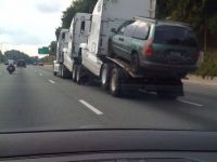 Wackeliger Autotransport